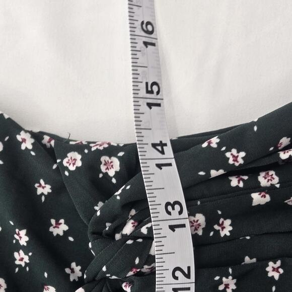 Kaileigh V-neck Long Puff Sleeve Dark Green Floral Faux Wrap Dress Size SP - Picture 10 of 12